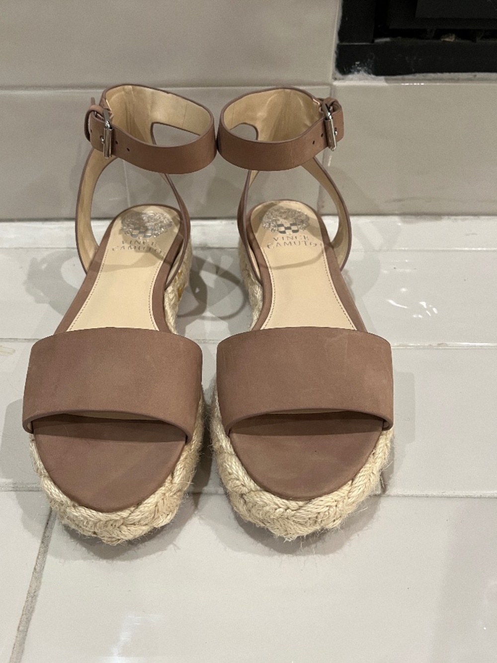Vince Camuto Defina espadrille taupe sandals size 7